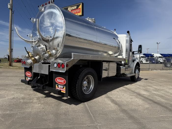 2026 Peterbilt — photo 13