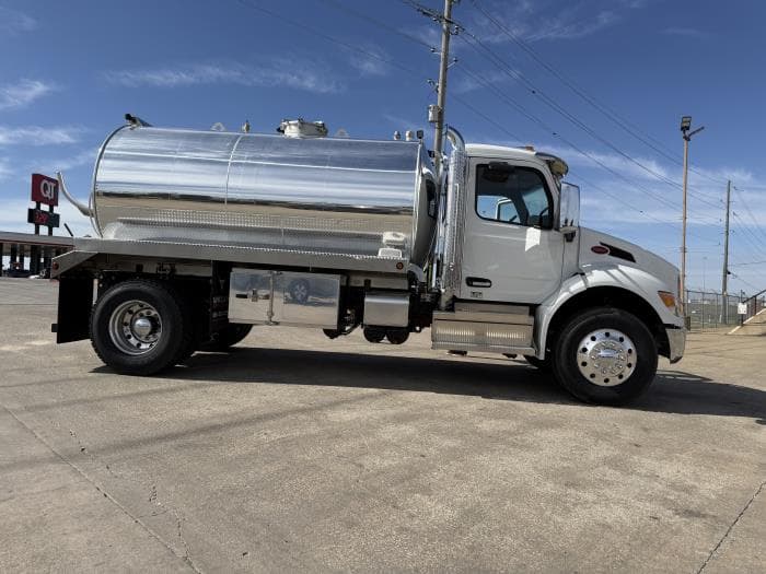 2026 Peterbilt — photo 16