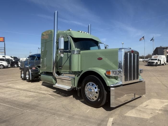2027 Peterbilt 589 — photo 11