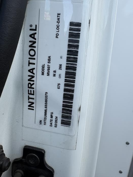 2025 International MV — photo 18