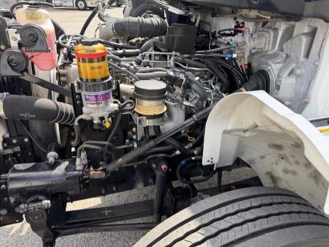 2020 Hino 268 — photo 14