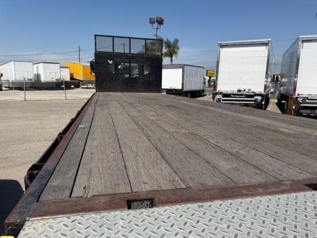 2020 Hino 268 — photo 7