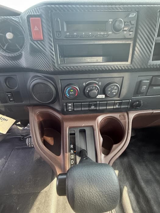 2026 Hino L6 — photo 19