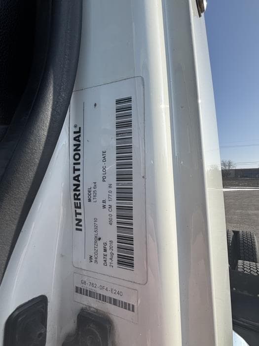 2019 International LT — photo 8