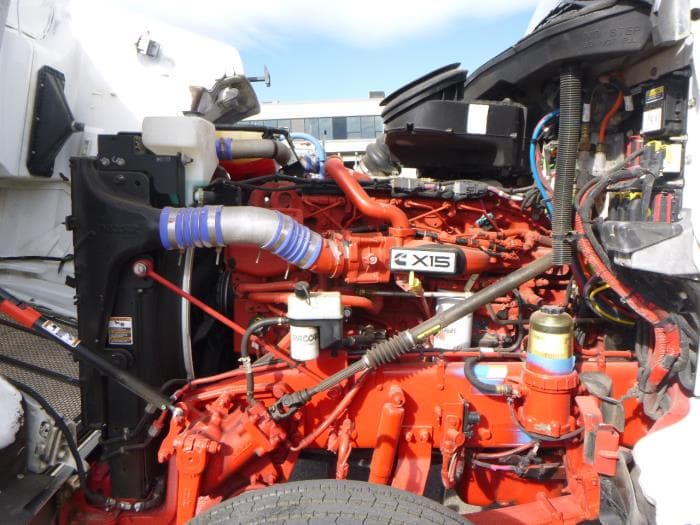 2023 Peterbilt 567 — photo 32