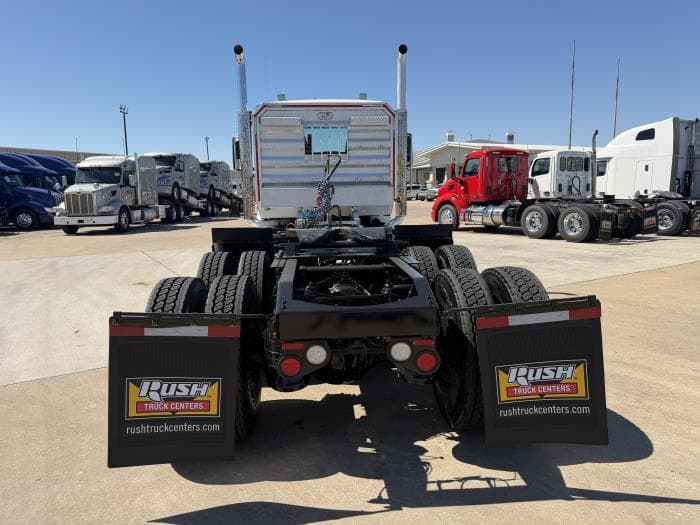 2021 Peterbilt 567 — photo 6