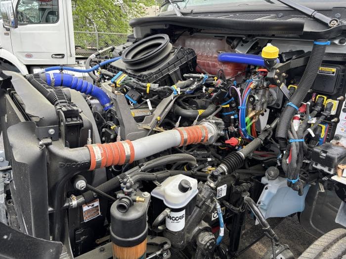 2026 Peterbilt — photo 9