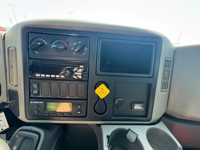 2019 International 4300 — photo 20