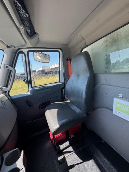 2019 International 4300 — photo 22