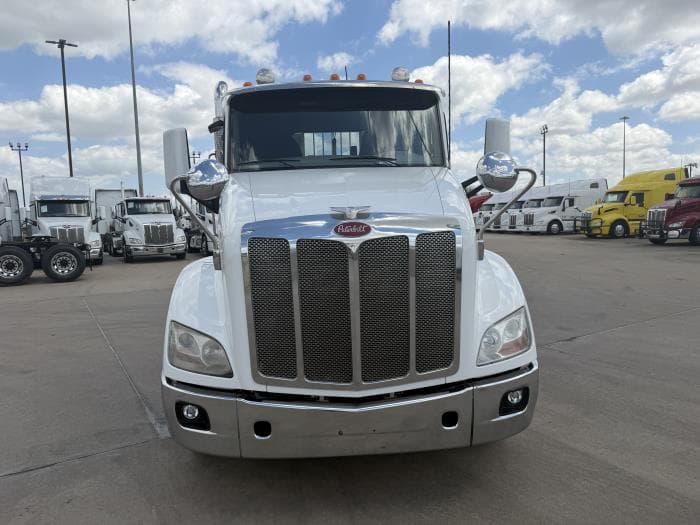 2019 Peterbilt 579 — photo 10