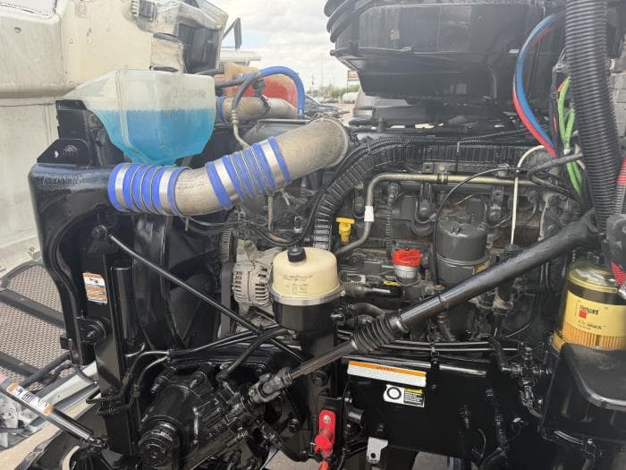 2019 Peterbilt 579 — photo 21