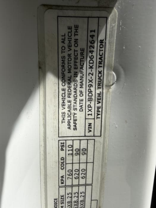 2019 Peterbilt 579 — photo 31