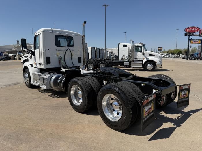 2020 Peterbilt 579 — photo 5