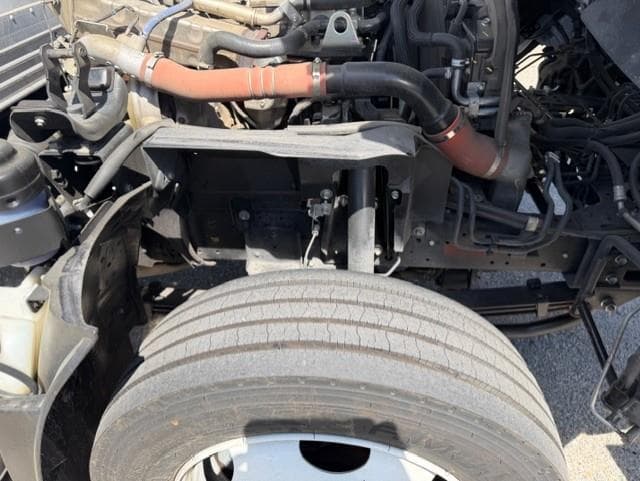 2023 Isuzu NPR — photo 14