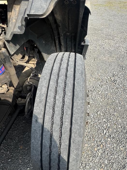 2021 International LT — photo 11