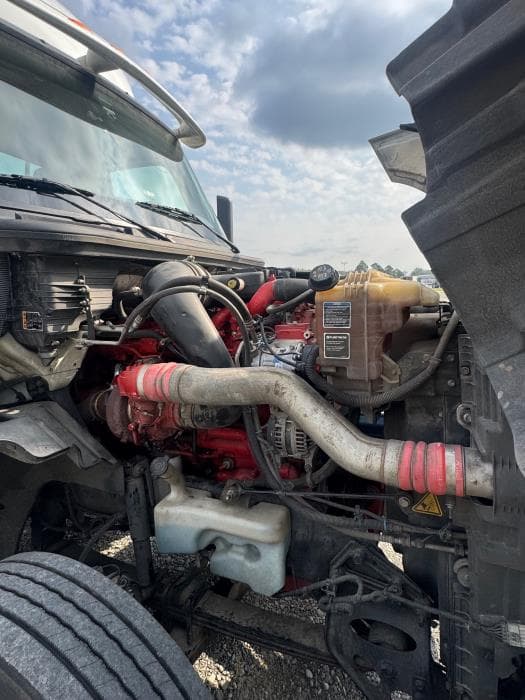 2021 International LT — photo 14