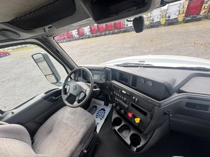 2021 International LT — photo 18