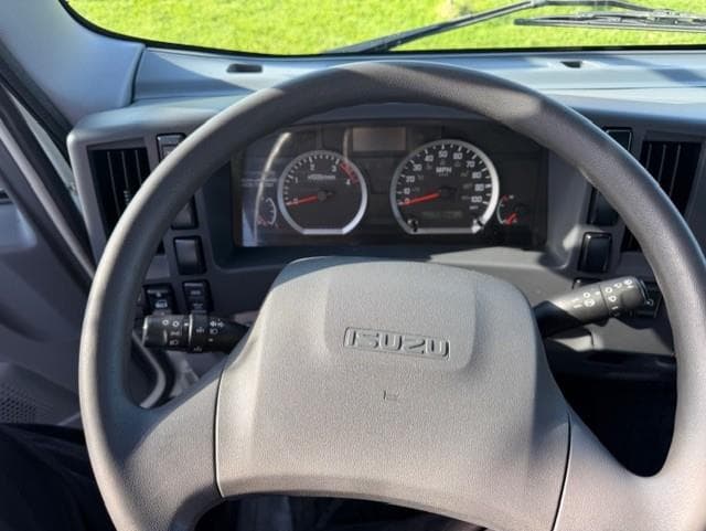 2022 Isuzu NPR — photo 14
