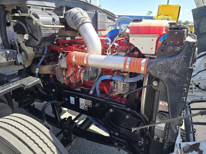 2020 Peterbilt 567 — photo 16