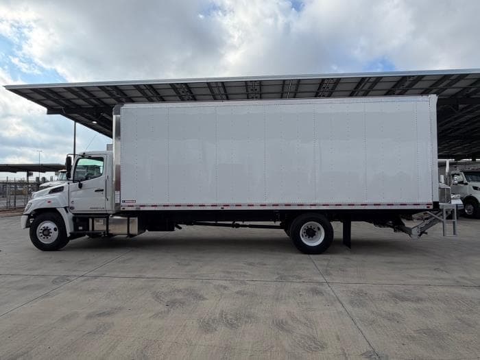 2026 Hino L6 — photo 5