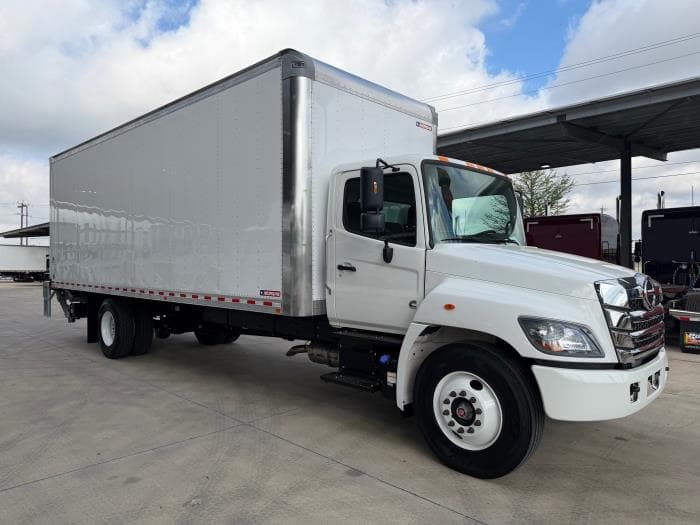 2026 Hino L6 — photo 10