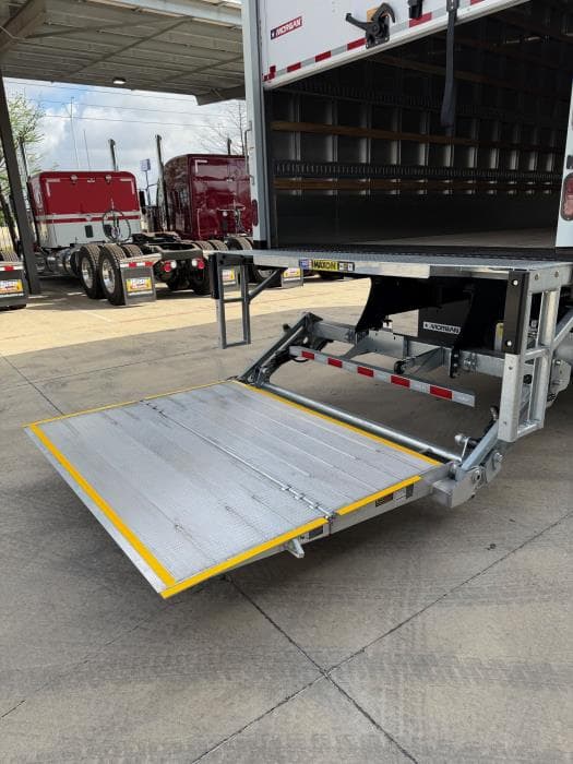 2026 Hino L6 — photo 17