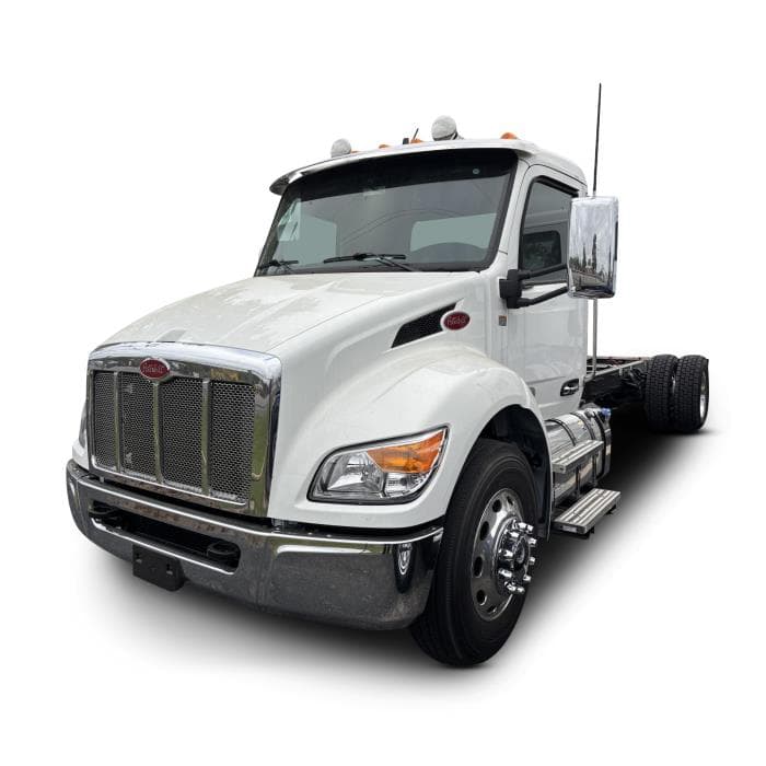2026 Peterbilt — photo 2