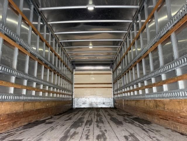 2019 International 4300 — photo 7