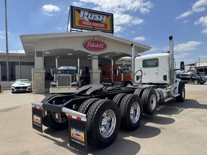 2027 Peterbilt 567 — photo 8