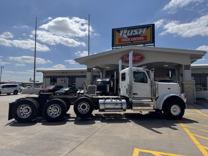 2027 Peterbilt 589 — photo 8