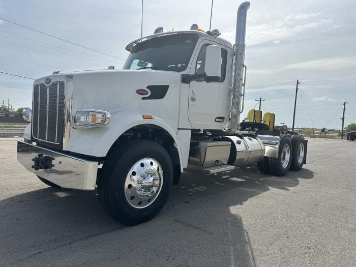 2027 Peterbilt 567 — photo 5