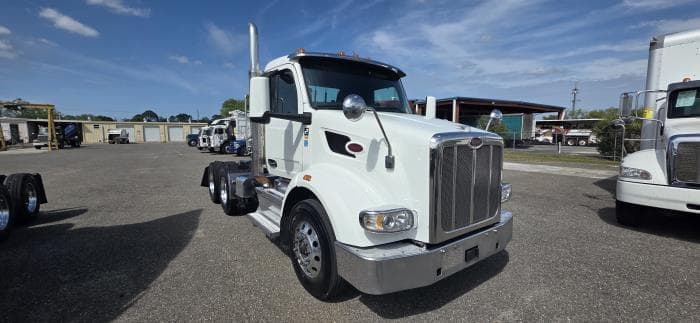 2023 Peterbilt 567 — photo 9