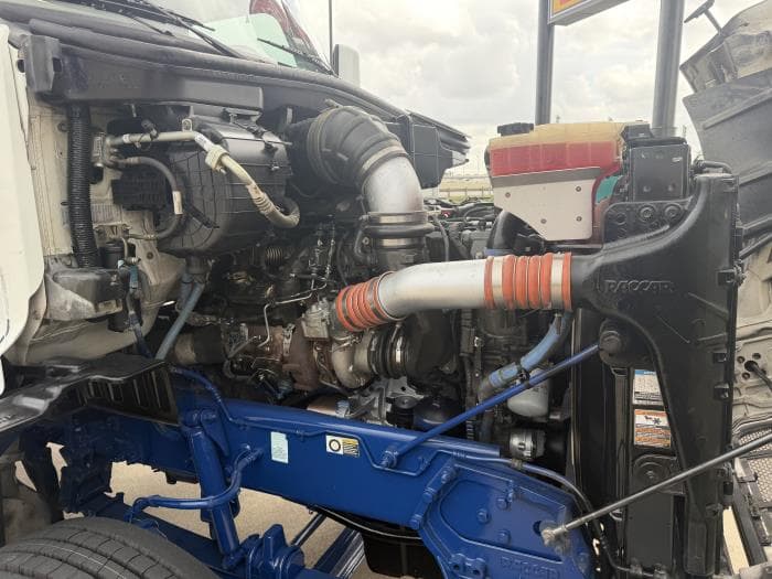 2019 Peterbilt 567 — photo 21