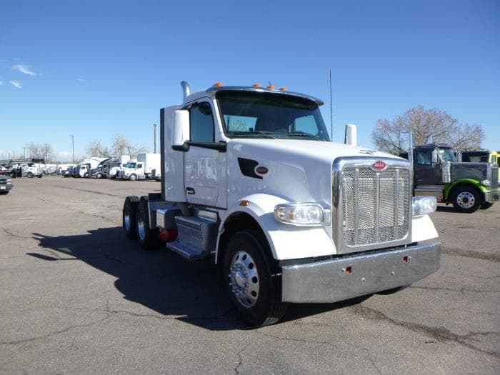 2023 Peterbilt 567 — photo 4