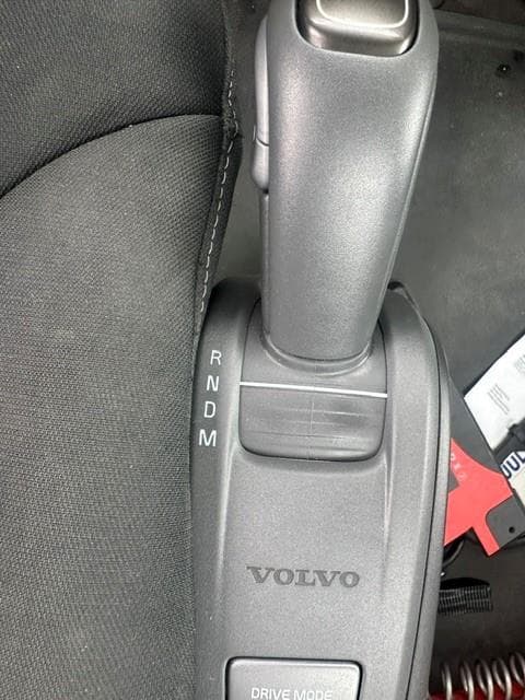 2015 Volvo VNL 300 — photo 4