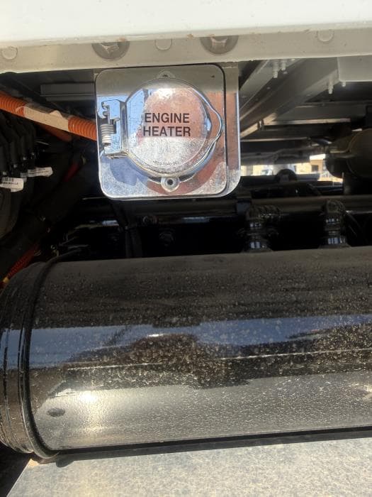 2027 Peterbilt 567 — photo 18