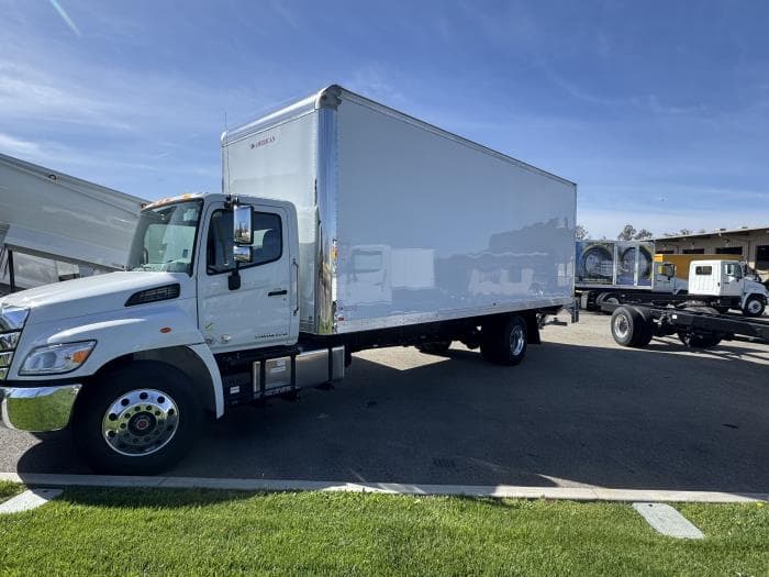 2026 Hino L6 — photo 3