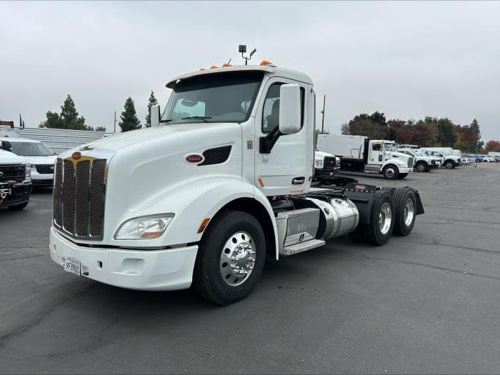 2019 Peterbilt 579 — photo 2