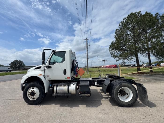 2019 International MV — photo 8