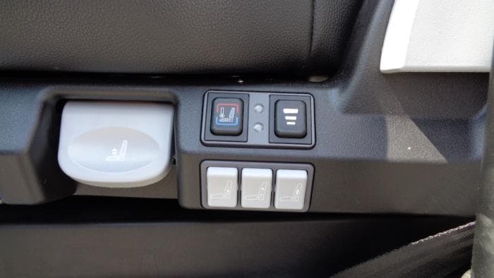 2026 International LT — photo 16