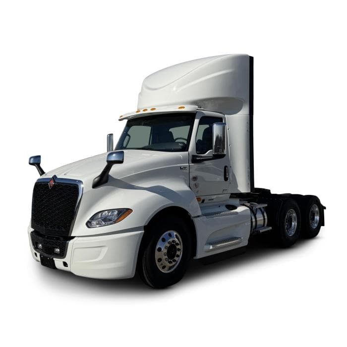 2026 International LT — photo 2