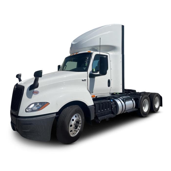 2026 International LT — photo 2