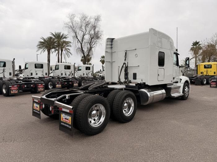 2022 Peterbilt 579 — photo 6
