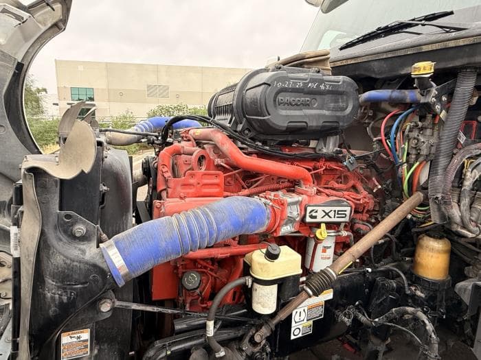 2022 Peterbilt 579 — photo 10