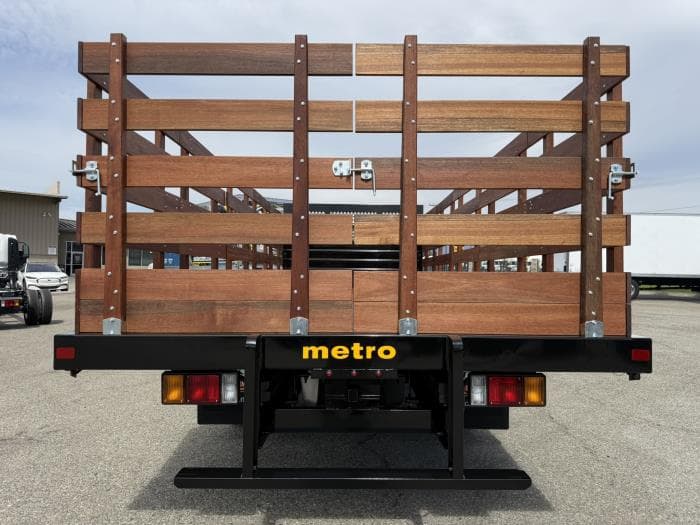 2026 Isuzu NRR — photo 7