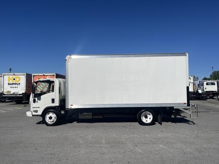 2024 Isuzu NPR — photo 7