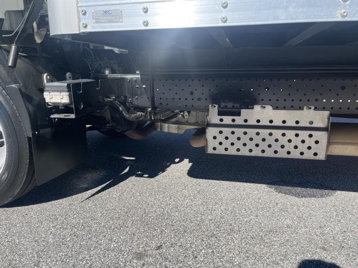 2024 Isuzu NPR — photo 13