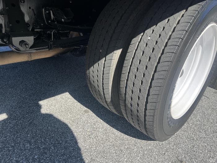 2024 Isuzu NPR — photo 14