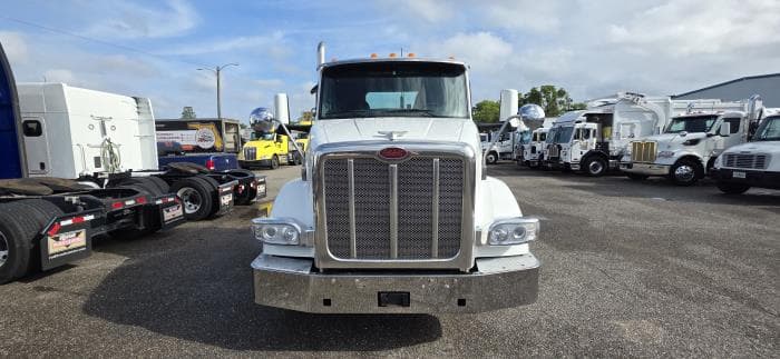 2023 Peterbilt 567 — photo 9