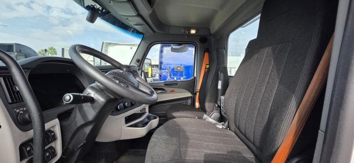 2023 Peterbilt 567 — photo 11